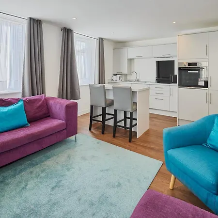 Apartment Host & - The Globe *
